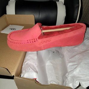 UGG Ansley Sz 7